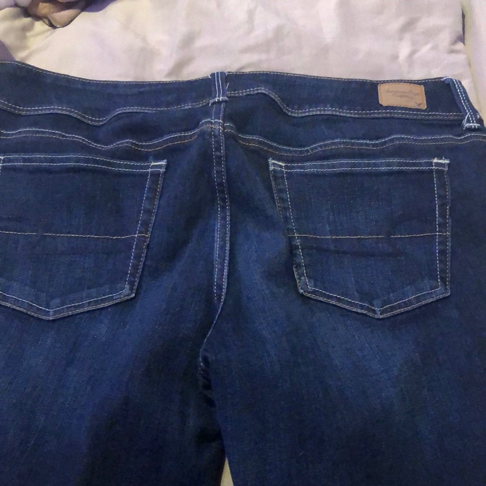 America Eagle women’s jeans